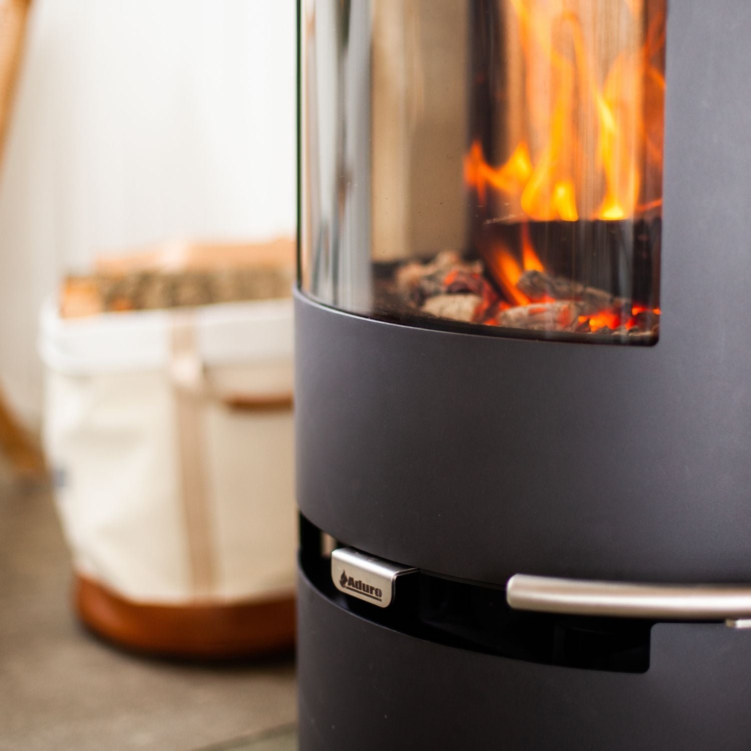 Aduro 9 Kaminofen 8 kW – Stahl Schwarz – Produktansicht 3